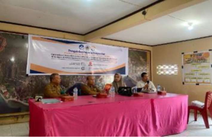 Pemberdayaan Masyarakat Nelayan Melalui Pelatihan Branding, Pemasaran Digital, dan Edukasi Keuangan UMKM Produk Perikanan di Kelurahan Leato Selatan