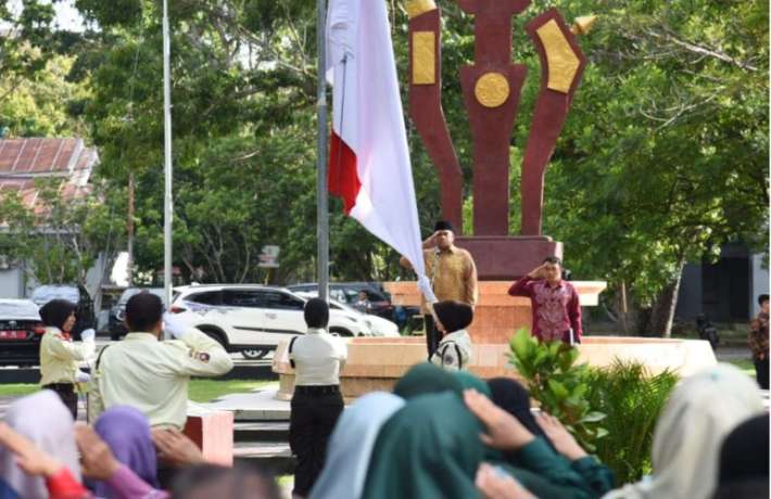 UNG Gelar Upacara Bendera Peringati Hari Pendidikan Nasional Tahun 2024