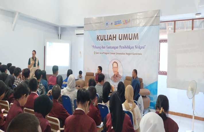 Vokasi UNG Gelar Kuliah Umum: Mengupas Peluang dan Tantangan Pendidikan Vokasi